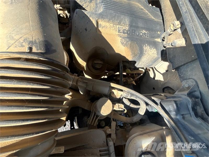 Ford F-150 XL 4x4 Crew Cab Pickup Drugi