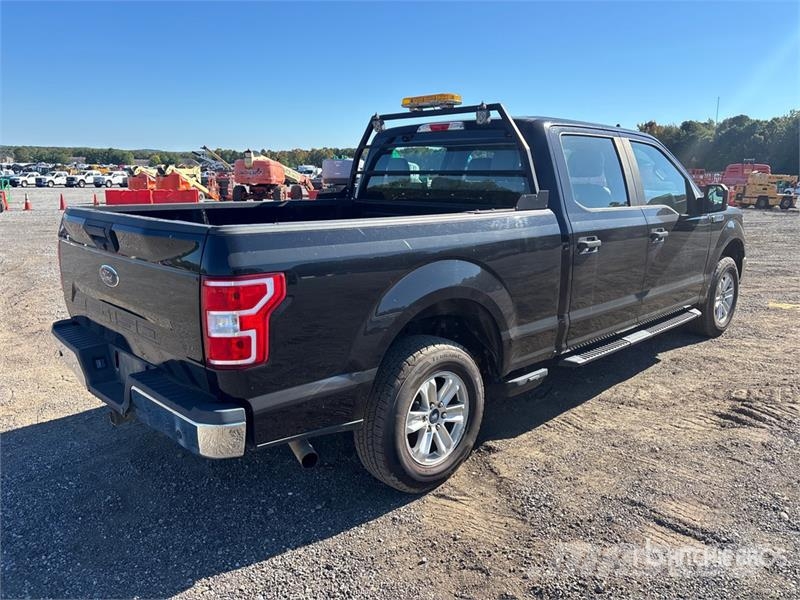 Ford F-150 XL 4x4 Crew Cab Pickup Drugi