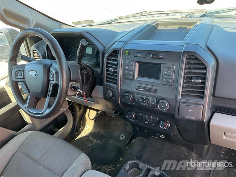 Ford F-150 XL 4x4 Extended Cab Pickup Ostalo