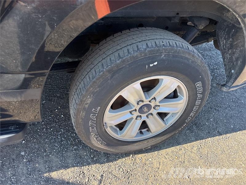 Ford F-150 XL 4x4 Extended Cab Pickup Other
