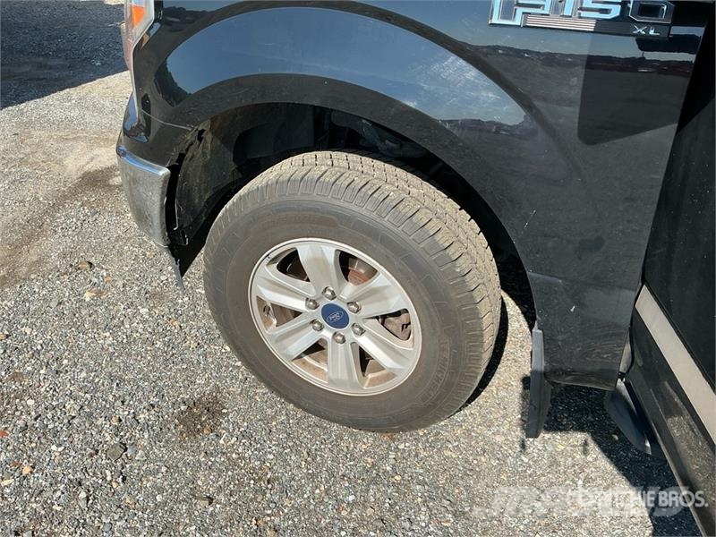 Ford F-150 XL 4x4 Extended Cab Pickup Ostalo