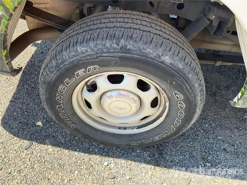 Ford F-150 XL 4x4 Extended Cab Pickup Ostalo