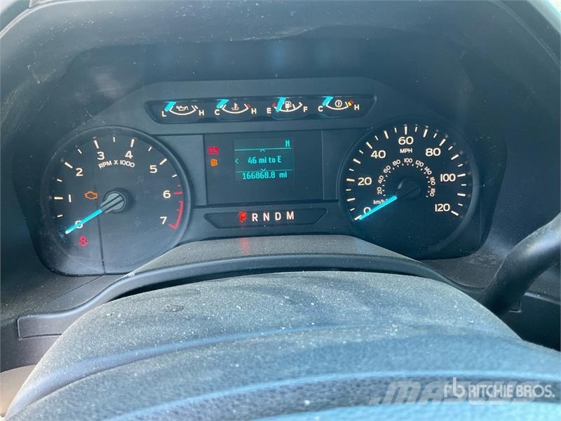 Ford F-150 XL 4x4 Extended Cab Pickup Ostalo