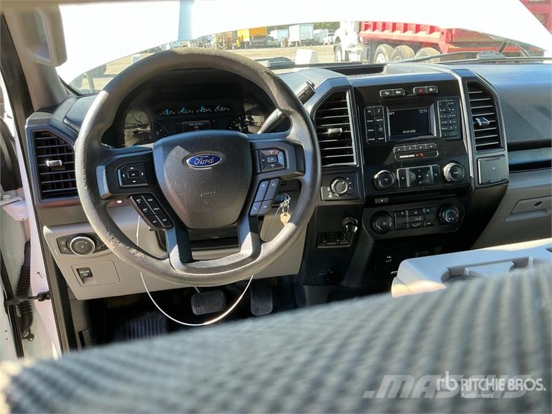 Ford F-150 XL 4x4 Extended Cab Pickup Otras furgonetas