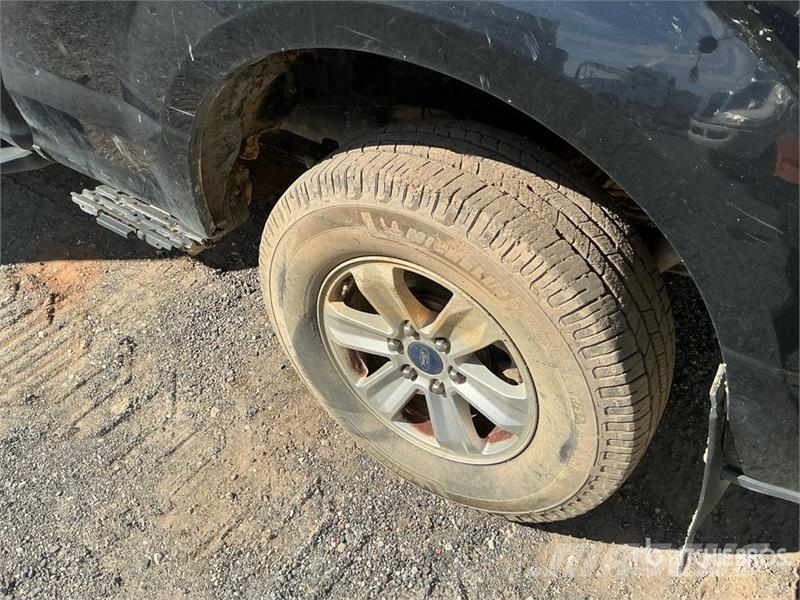 Ford F-150 XL 4x4 Extended Cab Pickup Citi