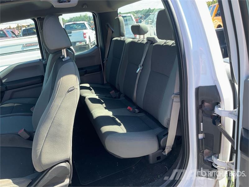 Ford F-150 XL 4x4 Extended Cab Pickup Ostalo