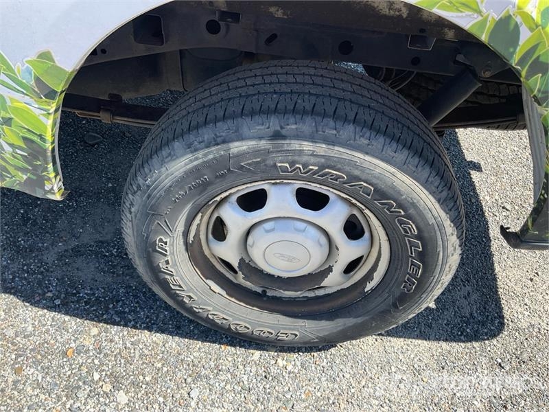 Ford F-150 XL 4x4 Extended Cab Pickup Ostalo