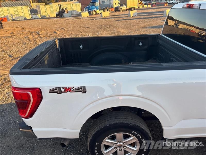 Ford F-150 XL 4x4 Extended Cab Pickup Прочие фургоны