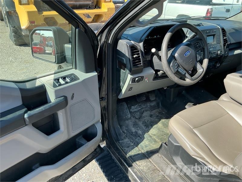 Ford F-150 XL 4x4 Extended Cab Pickup Ostalo