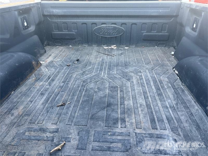 Ford F-150 XL 4x4 Extended Cab Pickup Прочие фургоны