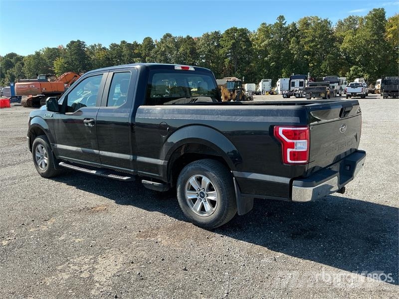 Ford F-150 XL 4x4 Extended Cab Pickup Ostalo