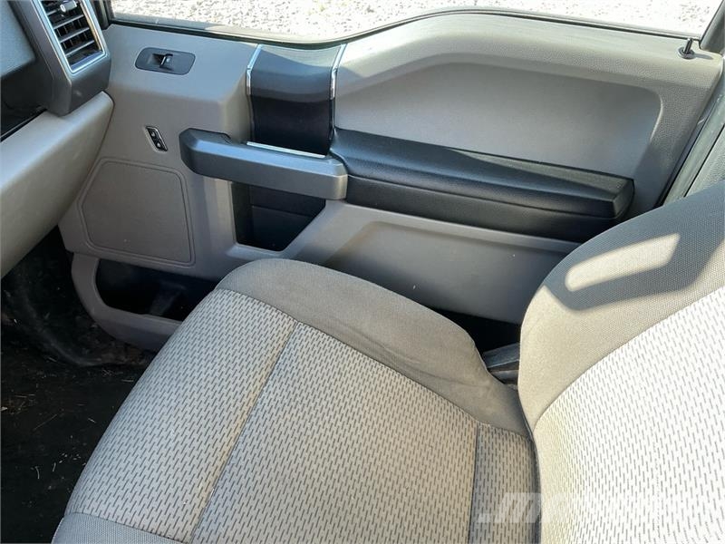 Ford F-150 XLT 4x4 Crew Cab Pickup Ostalo
