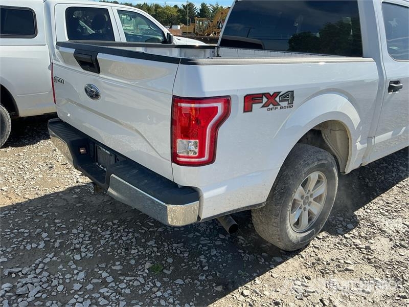 Ford F-150 XLT 4x4 Crew Cab Pickup Ostalo