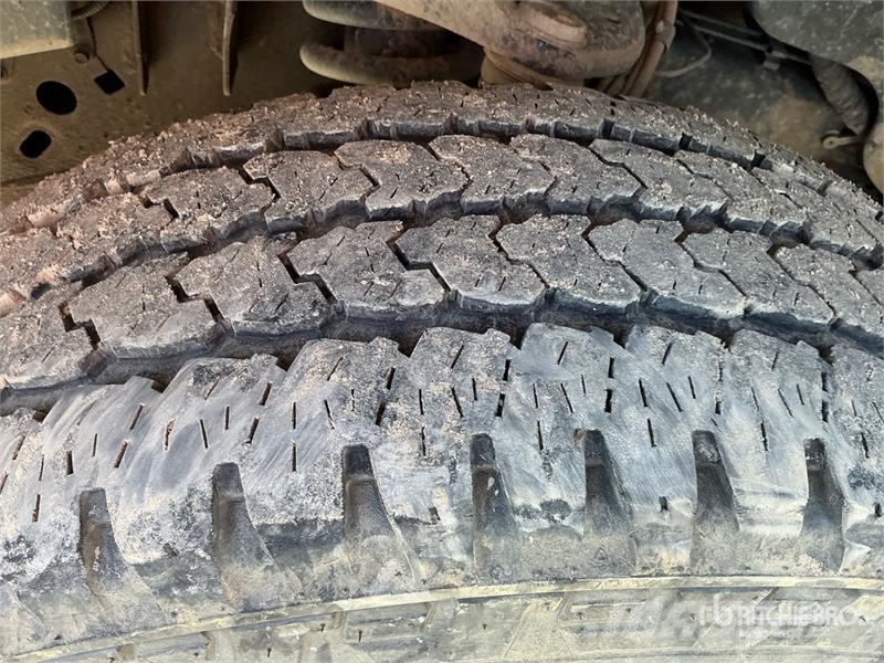 Ford F-150 XLT 4x4 Crew Cab Pickup Ostalo