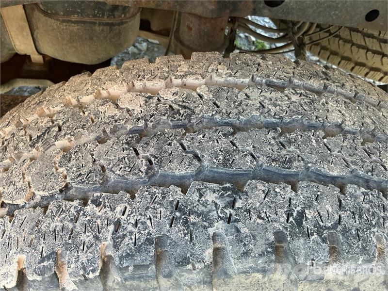 Ford F-150 XLT 4x4 Crew Cab Pickup Ostalo