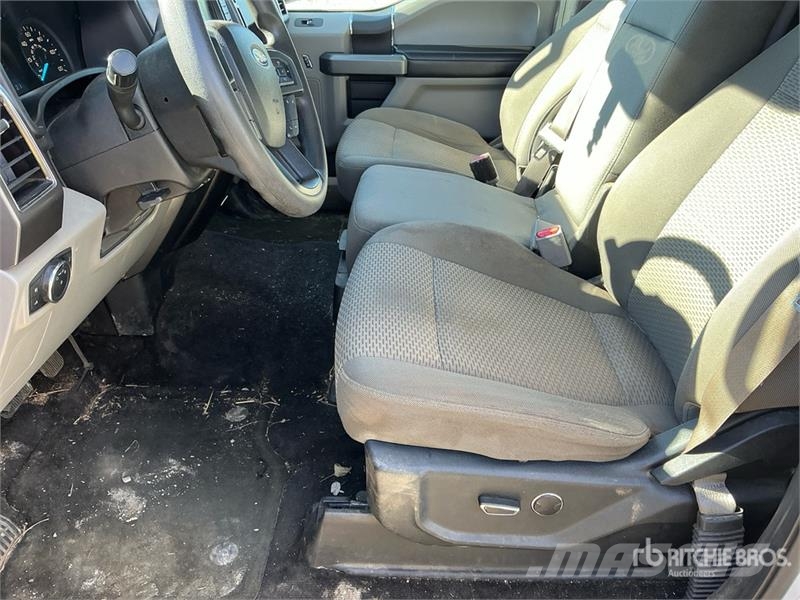 Ford F-150 XLT 4x4 Crew Cab Pickup Ostalo