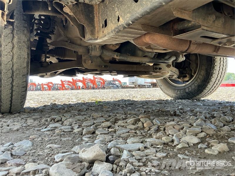 Ford F-150 XLT 4x4 Crew Cab Pickup Ostalo