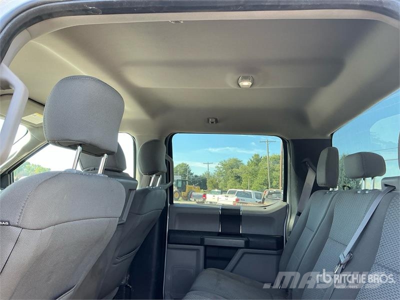 Ford F-150 XLT 4x4 Crew Cab Pickup Ostalo