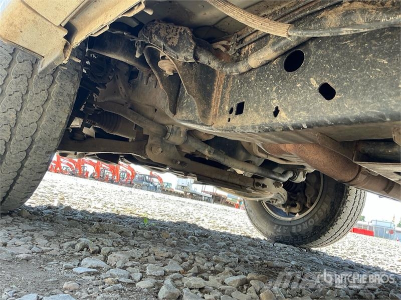 Ford F-150 XLT 4x4 Crew Cab Pickup Ostalo