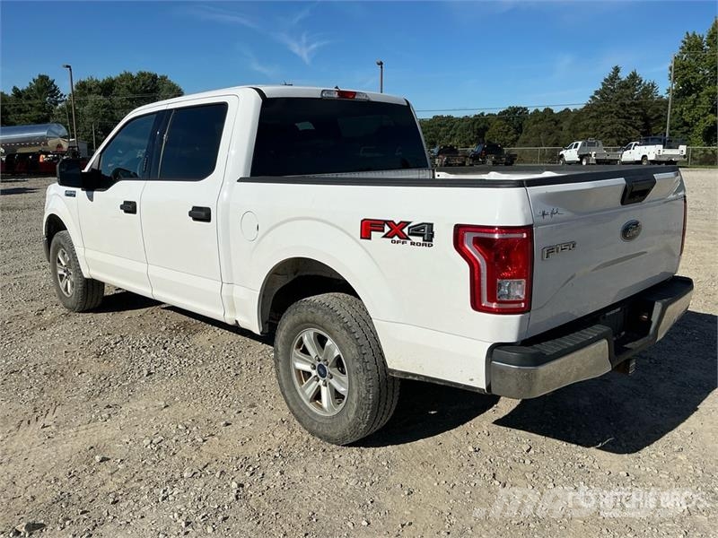 Ford F-150 XLT 4x4 Crew Cab Pickup Ostalo