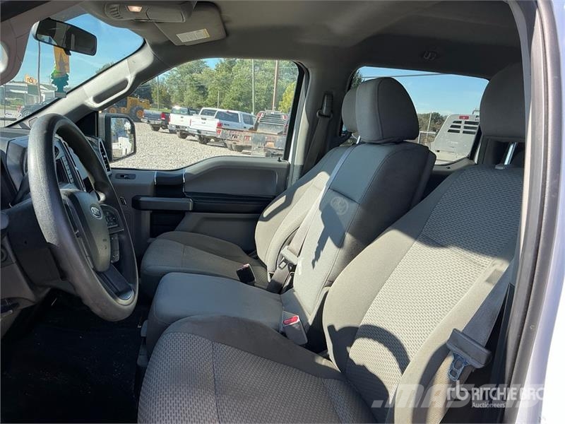 Ford F-150 XLT 4x4 Crew Cab Pickup Ostalo