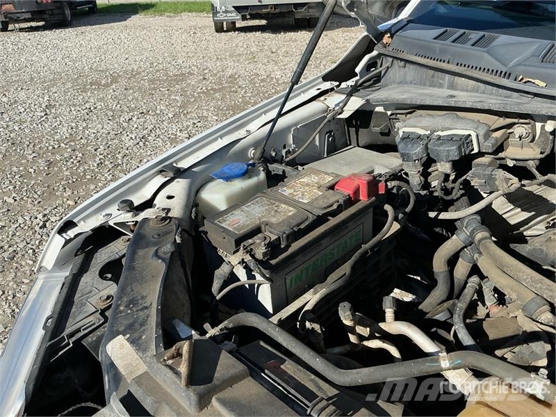 Ford F-150 XLT 4x4 Crew Cab Pickup Ostalo