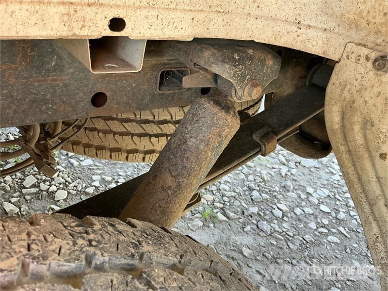 Ford F-150 XLT 4x4 Crew Cab Pickup Ostalo