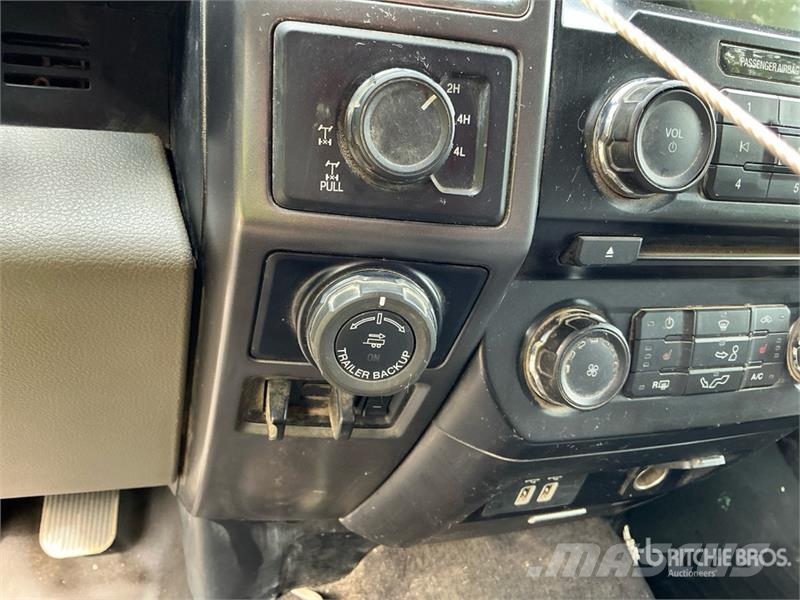 Ford F-150 XLT 4x4 Extended Cab Pickup (Inoperable) Andre varebiler