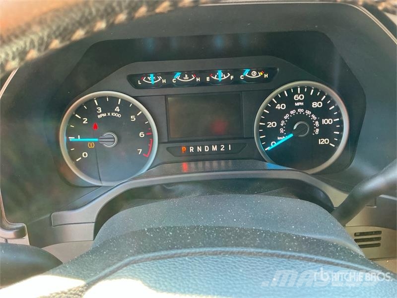 Ford F-150 XLT 4x4 Extended Cab Pickup Outros