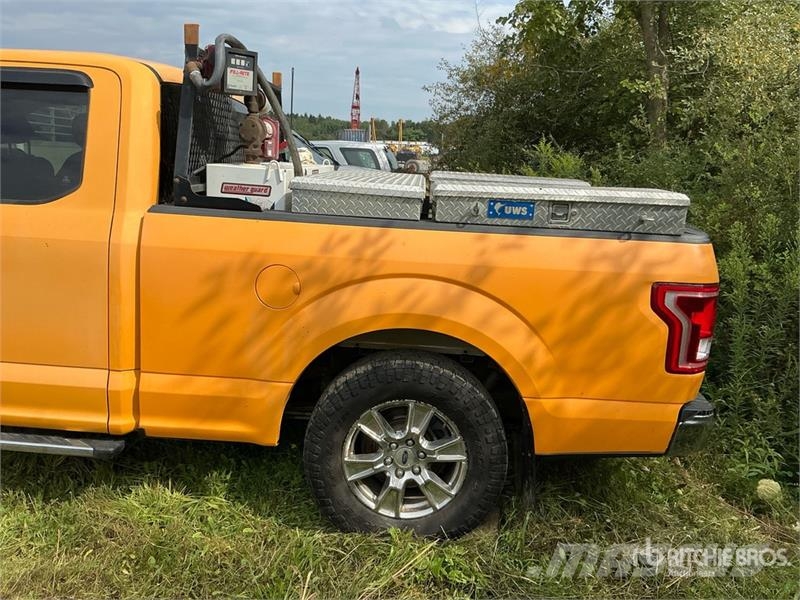 Ford F-150 XLT 4x4 Extended Cab Pickup (Inoperable) Andre varebiler