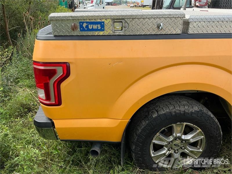 Ford F-150 XLT 4x4 Extended Cab Pickup (Inoperable) Andre varebiler