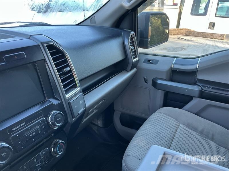 Ford F-150 XLT 4x4 Extended Cab Pickup (Inoperable) Andre varebiler