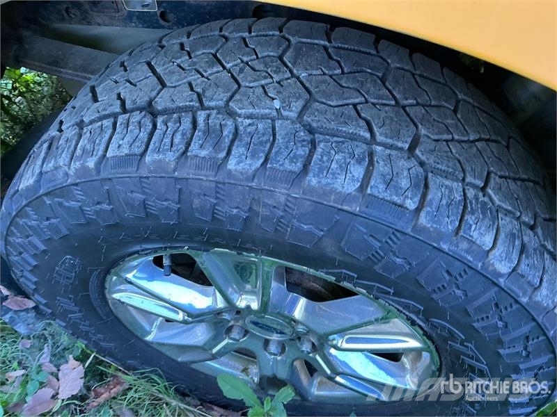 Ford F-150 XLT 4x4 Extended Cab Pickup (Inoperable) Andre varebiler