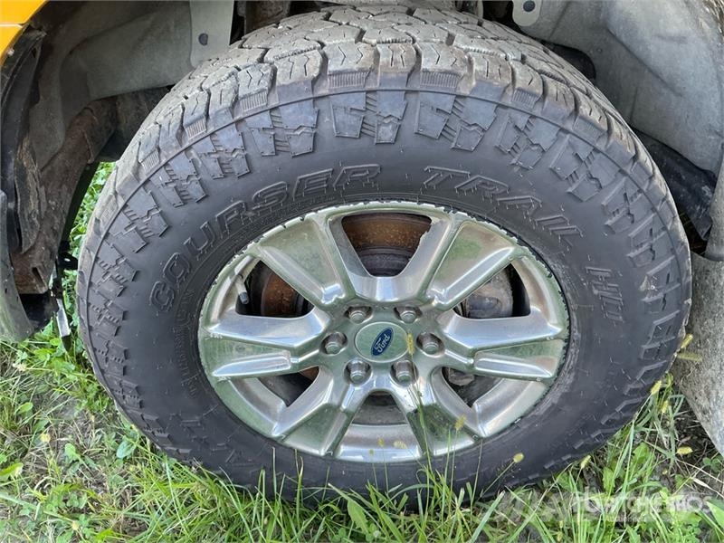 Ford F-150 XLT 4x4 Extended Cab Pickup (Inoperable) Andre varebiler