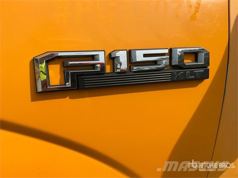 Ford F-150 XLT 4x4 Extended Cab Pickup (Inoperable) Andre varebiler