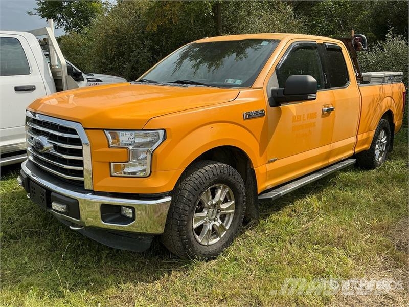 Ford F-150 XLT 4x4 Extended Cab Pickup (Inoperable) Andre varebiler