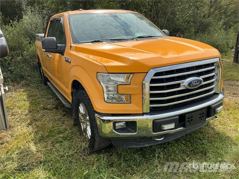 Ford F-150 XLT 4x4 Extended Cab Pickup (Inoperable) Andre varebiler