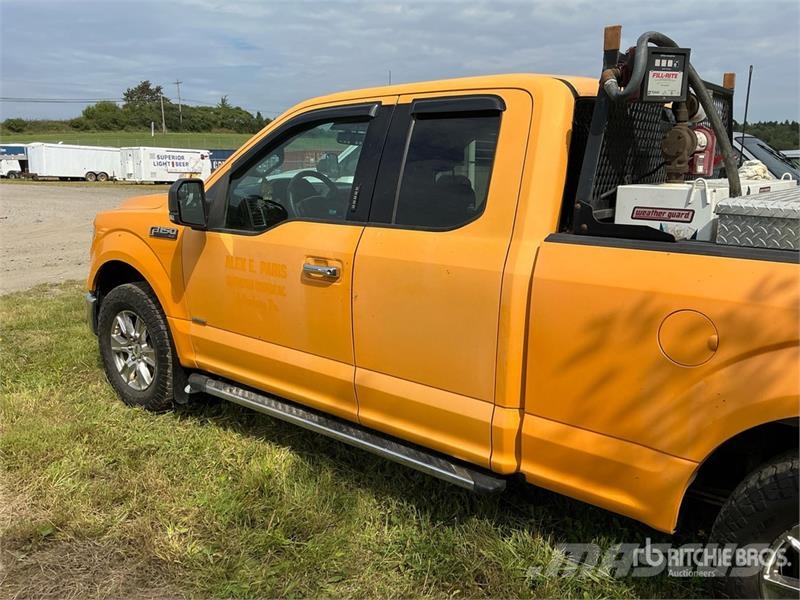 Ford F-150 XLT 4x4 Extended Cab Pickup (Inoperable) Andre varebiler