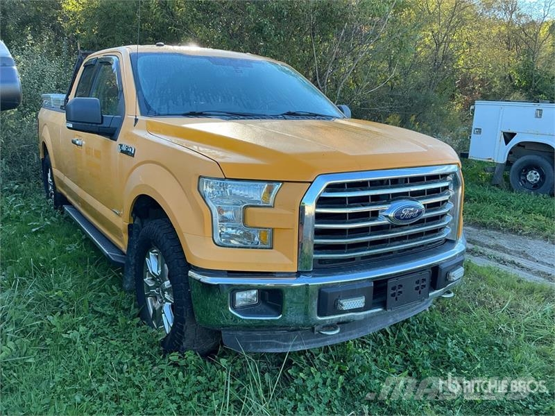 Ford F-150 XLT 4x4 Extended Cab Pickup (Inoperable) Andre varebiler