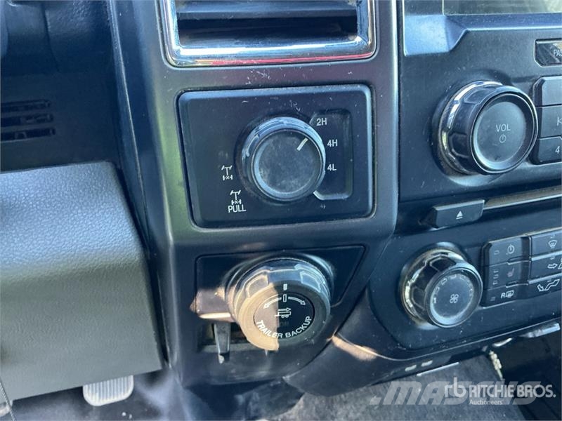 Ford F-150 XLT 4x4 Extended Cab Pickup (Inoperable) Andre varebiler