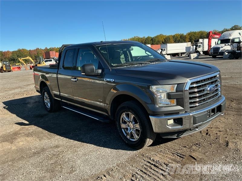 Ford F-150 XLT 4x4 Extended Cab Pickup Outros