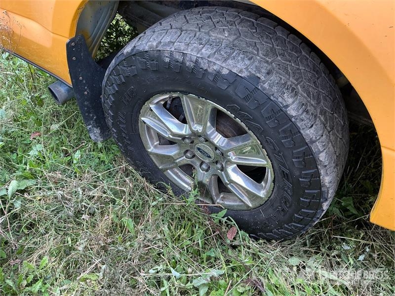 Ford F-150 XLT 4x4 Extended Cab Pickup (Inoperable) Άλλα Vans