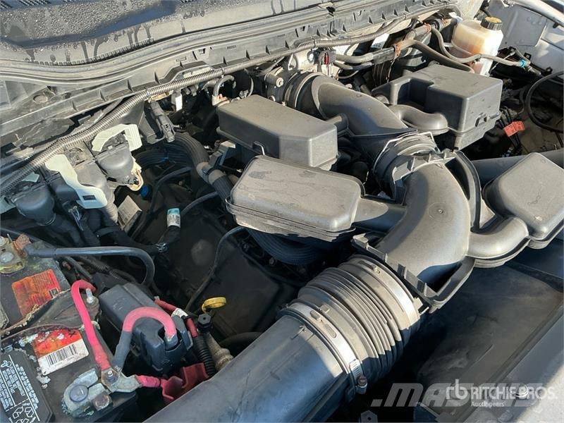 Ford F-250 4x4 Crew Cab Pickup Andere Transporter