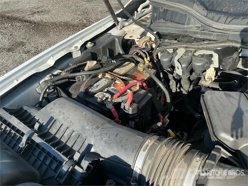 Ford F-250 4x4 Crew Cab Pickup Andere Transporter