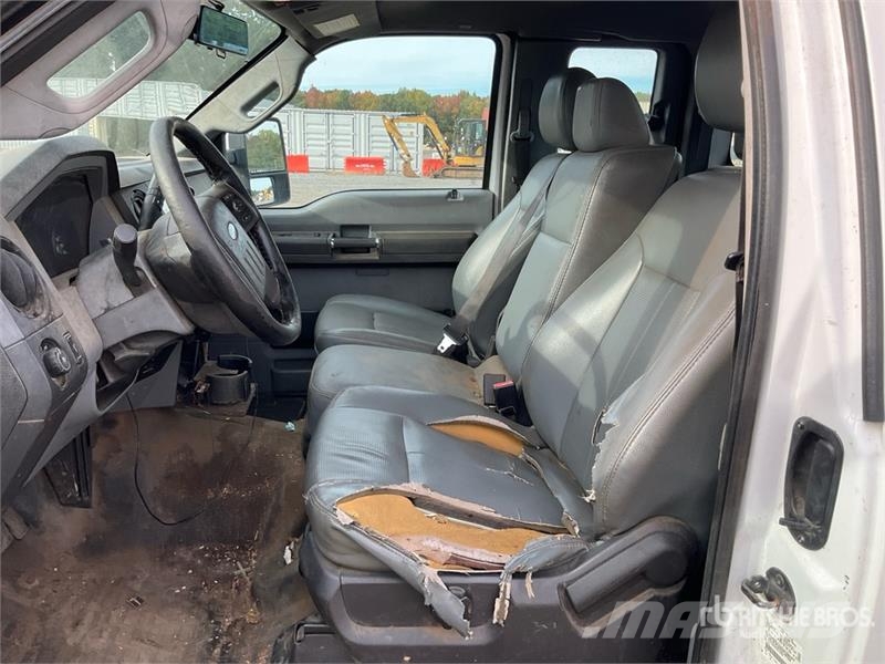Ford F-250 4x4 Extended Cab Pickup 기타