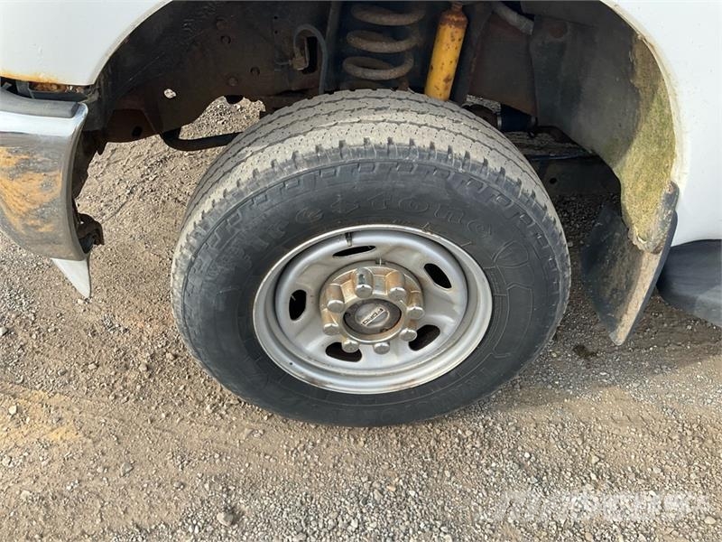 Ford F-250 4x4 Extended Cab Pickup 기타