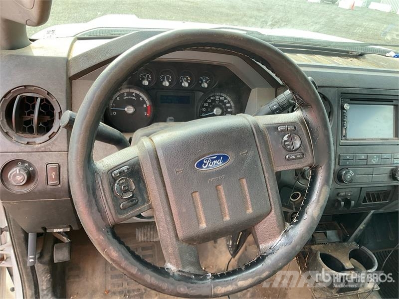 Ford F-250 4x4 Extended Cab Pickup 기타