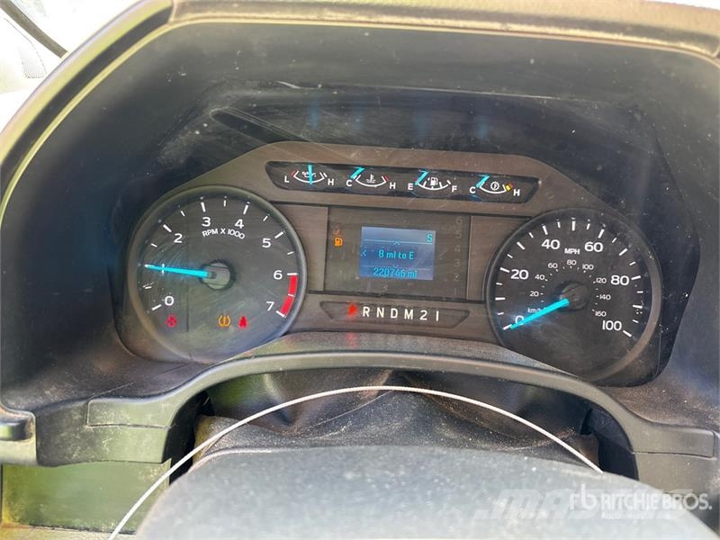 Ford F-250 XL 4x2 Crew Cab Pickup Citi