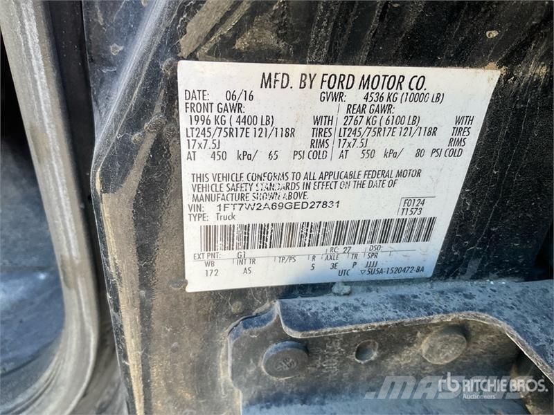 Ford F-250 XL 4x2 Crew Cab Utility Truck Pick up de caixa aberta