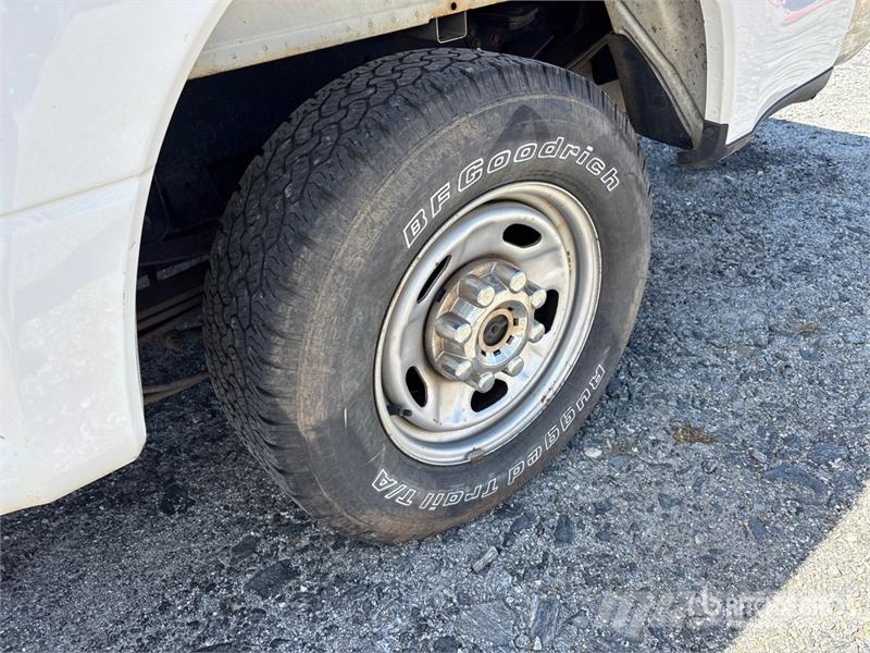 Ford F-250 XL 4x2 Crew Cab Pickup Citi
